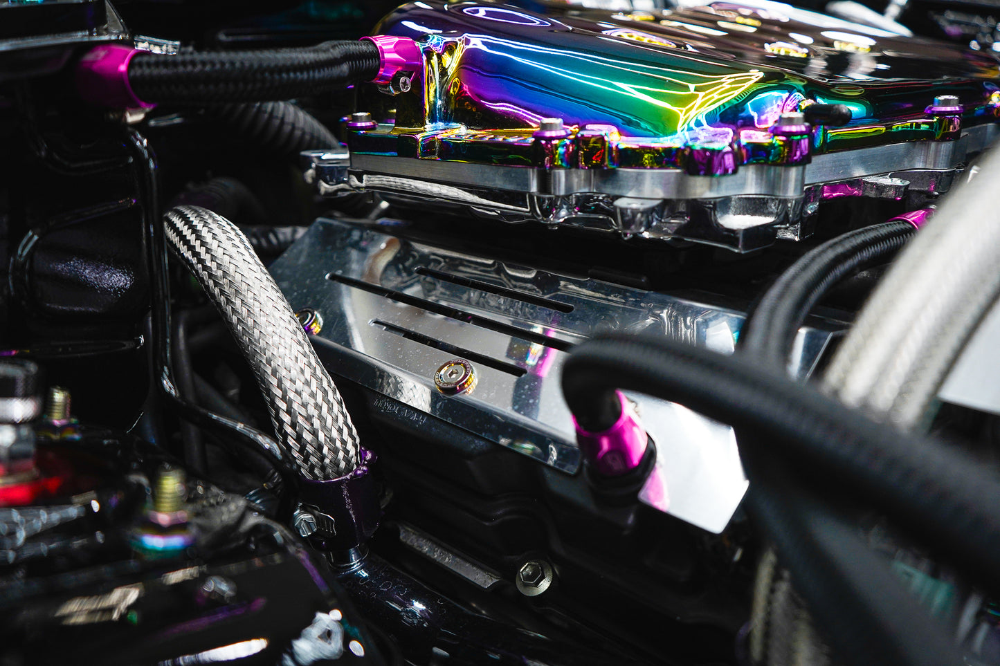 Valve Cover Plate for VQ35DE