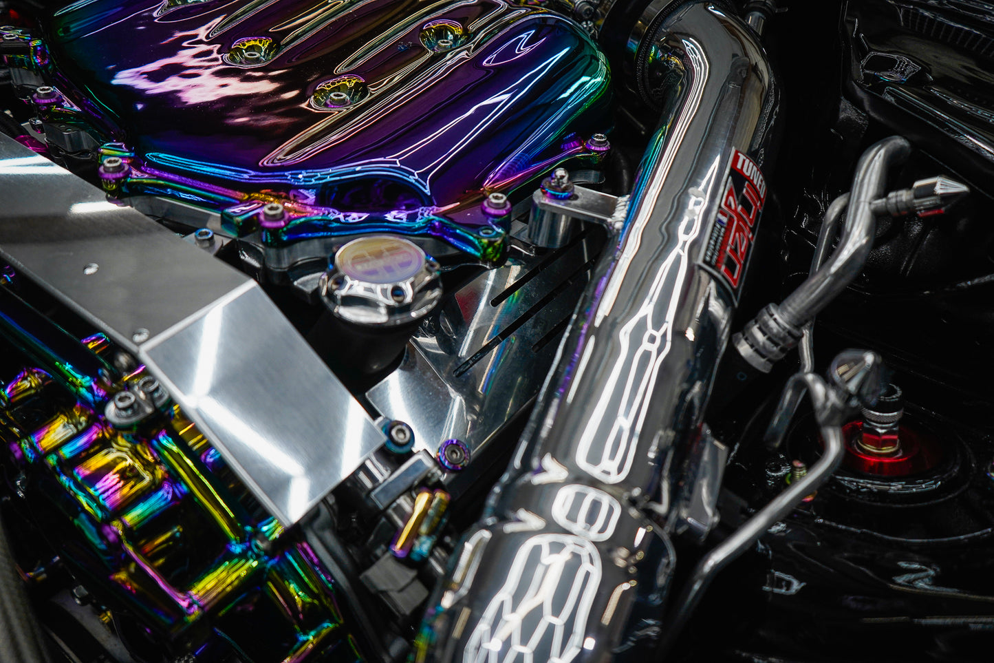 Valve Cover Plate for VQ35DE