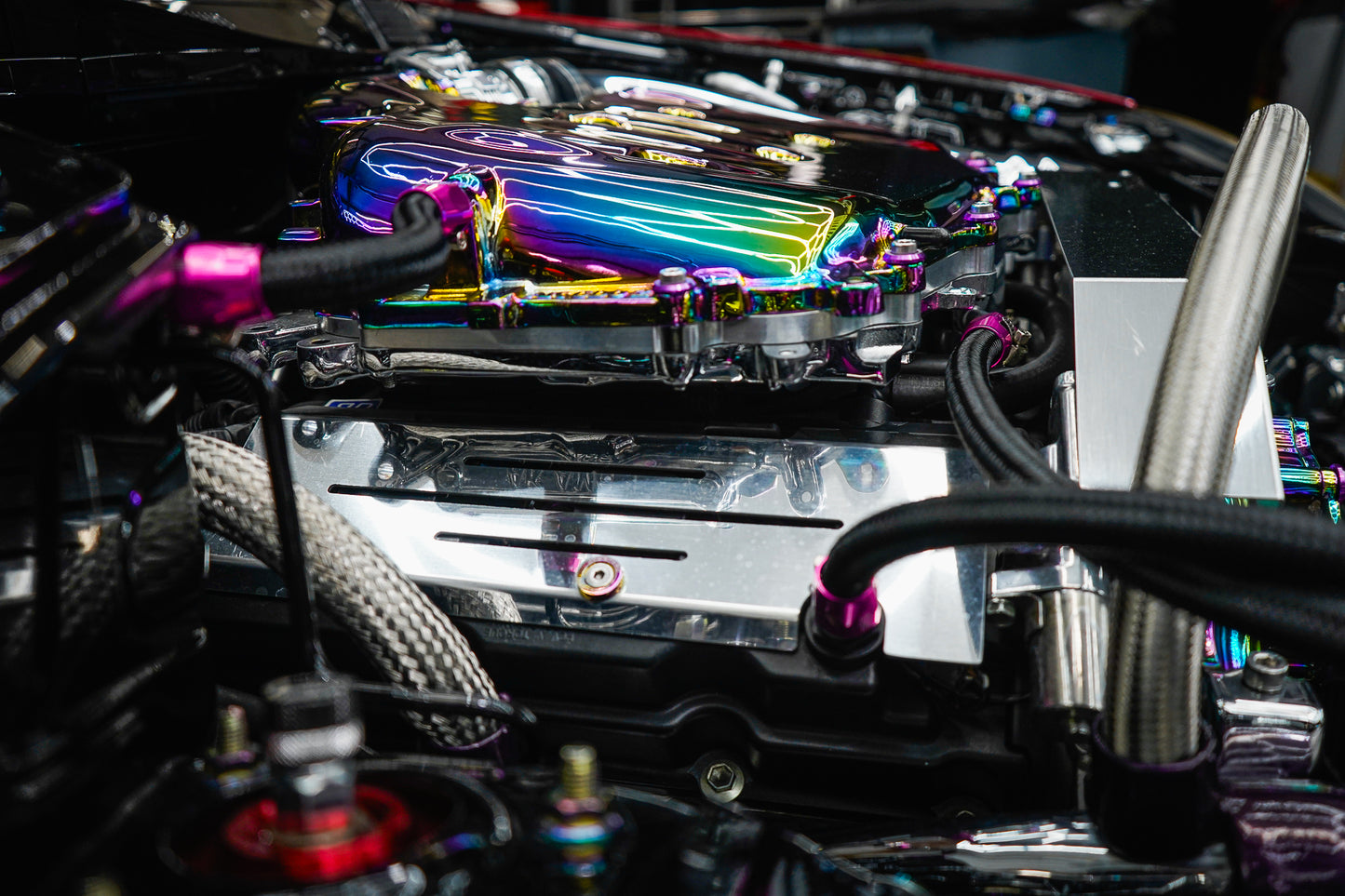 Valve Cover Plate for VQ35DE